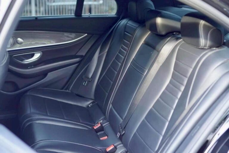 LINE_ALBUM_Ordinary Mercedes-Benz E class_250624_4